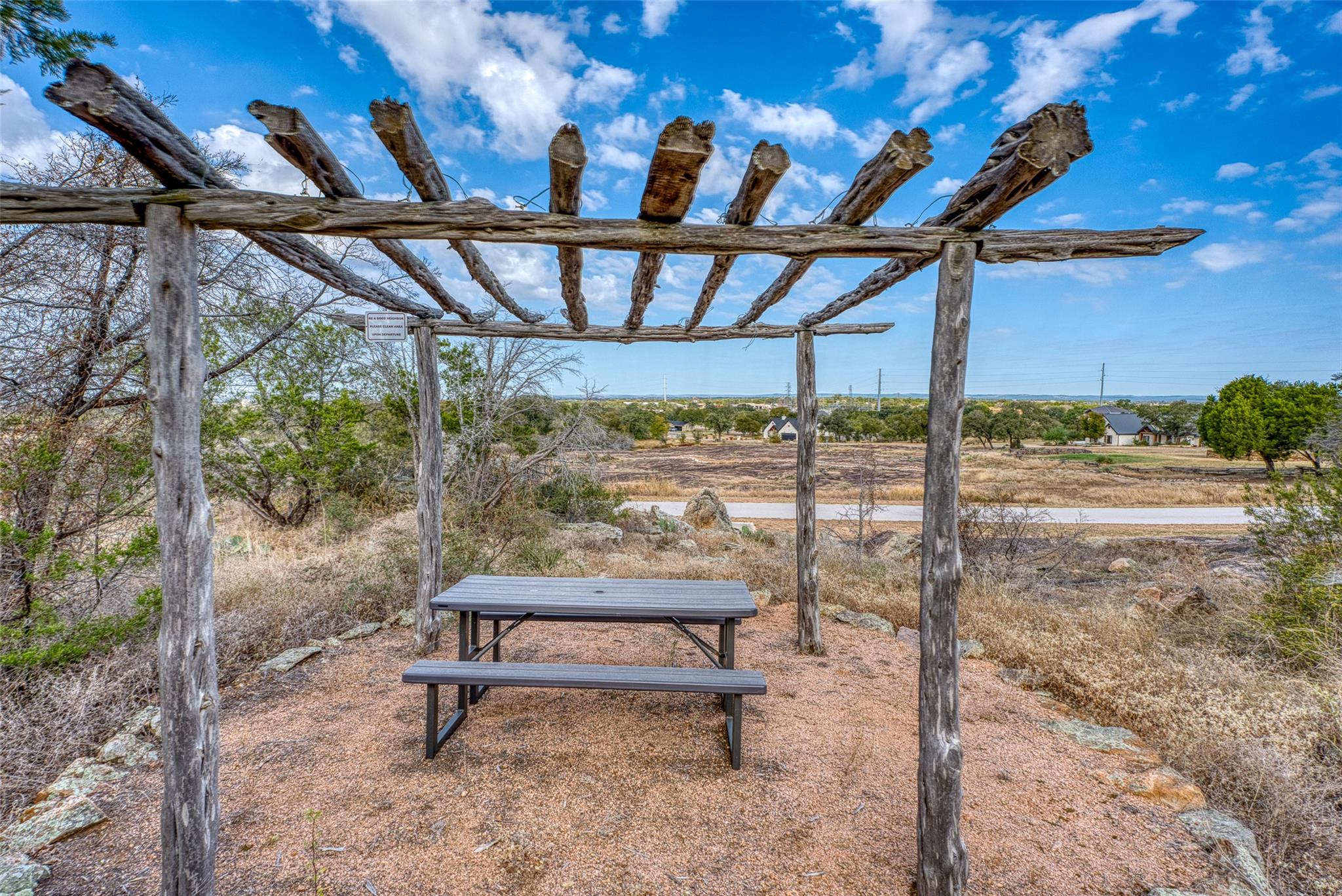 105 Keystone Rdg, Buchanan Dam, TX 78609