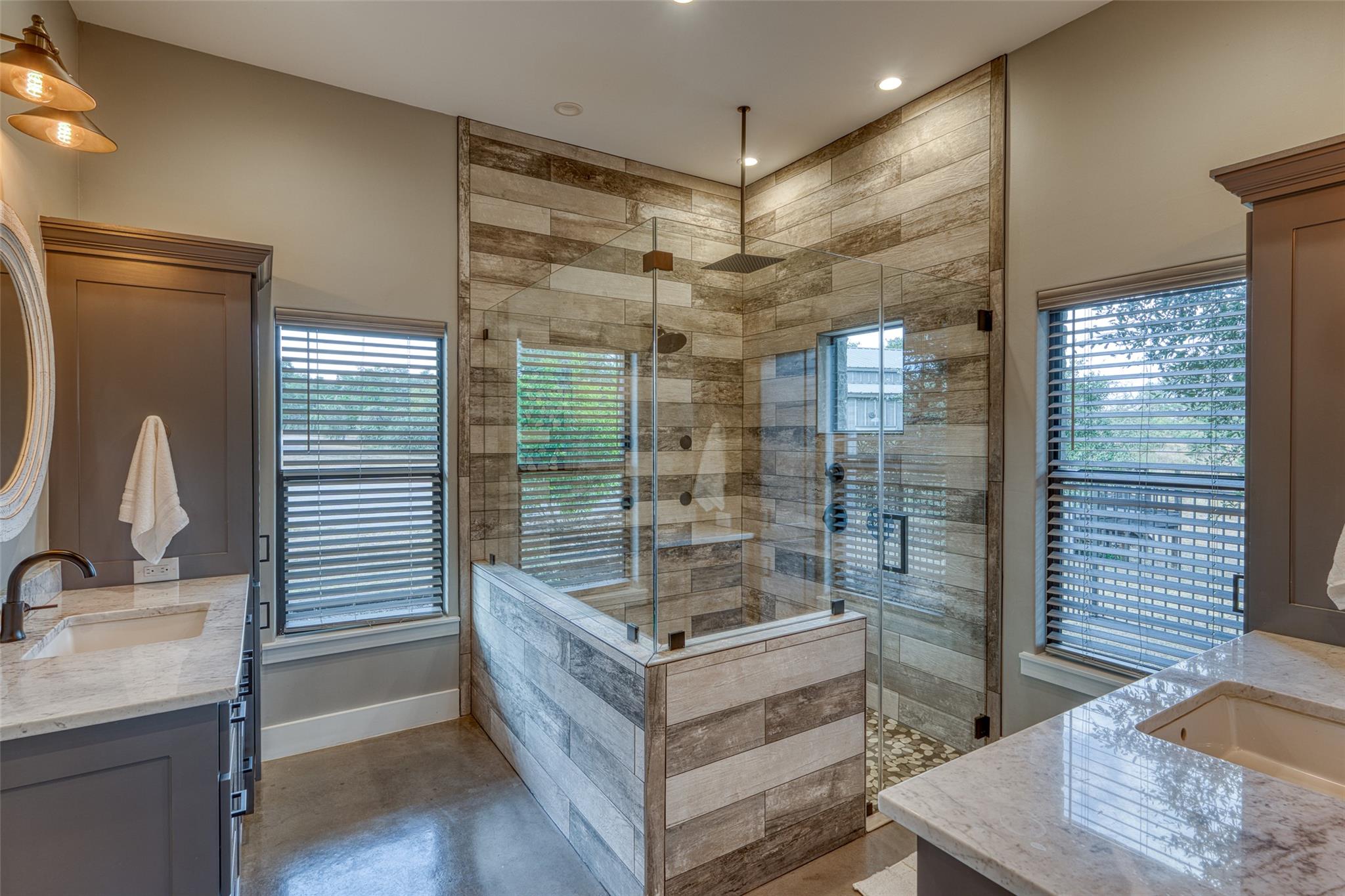 105 Keystone Rdg, Buchanan Dam, TX 78609