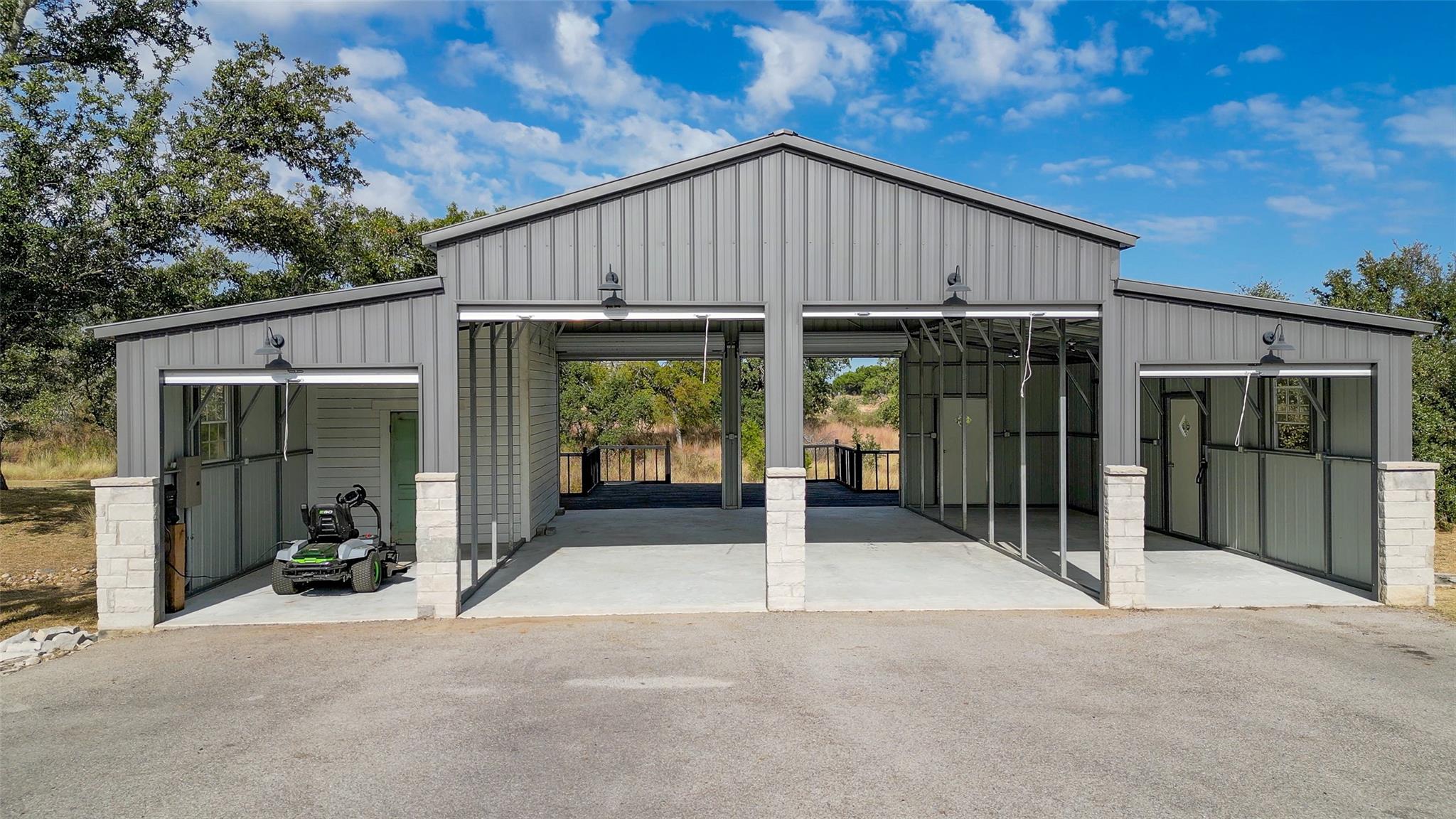 105 Keystone Rdg, Buchanan Dam, TX 78609