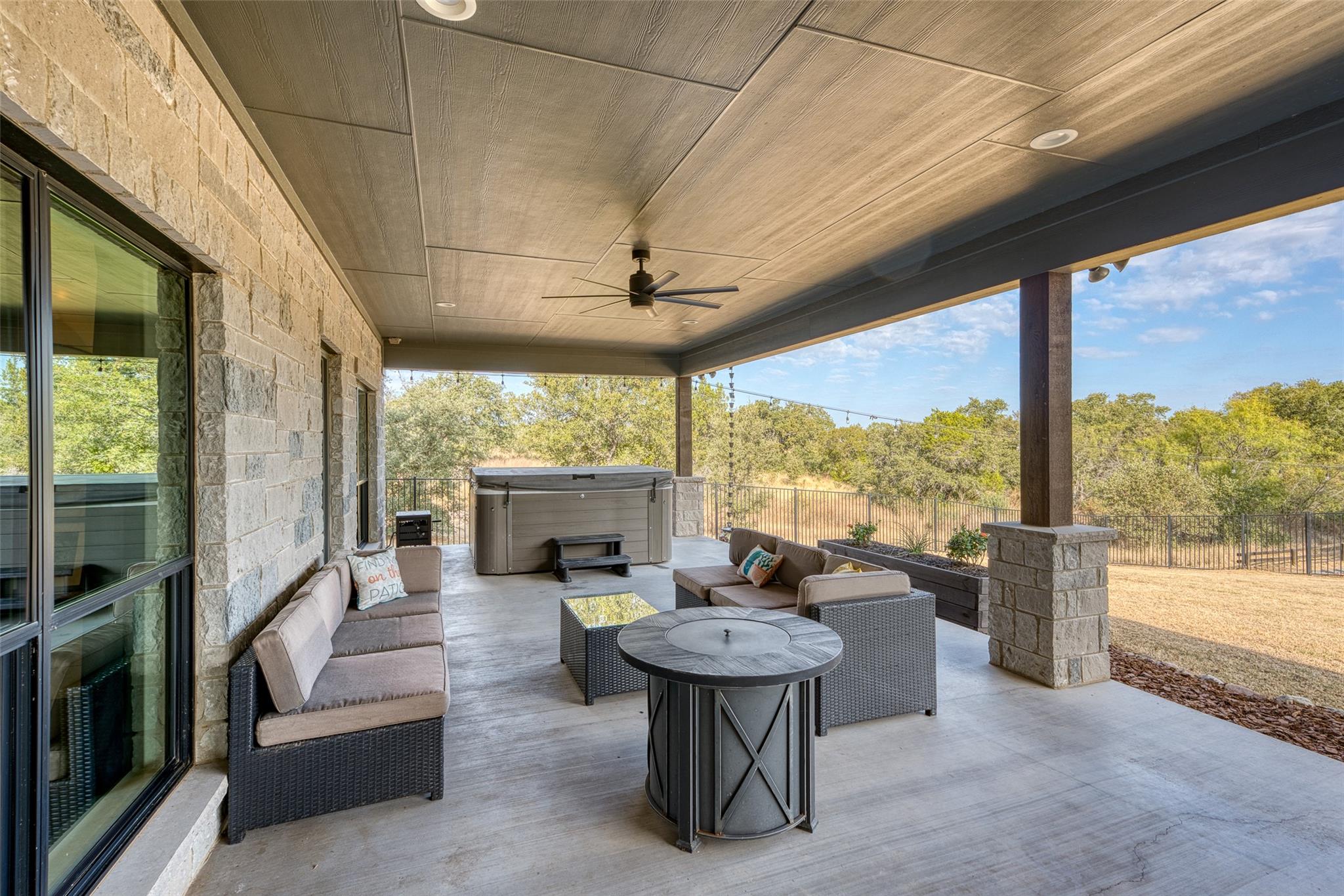 105 Keystone Rdg, Buchanan Dam, TX 78609