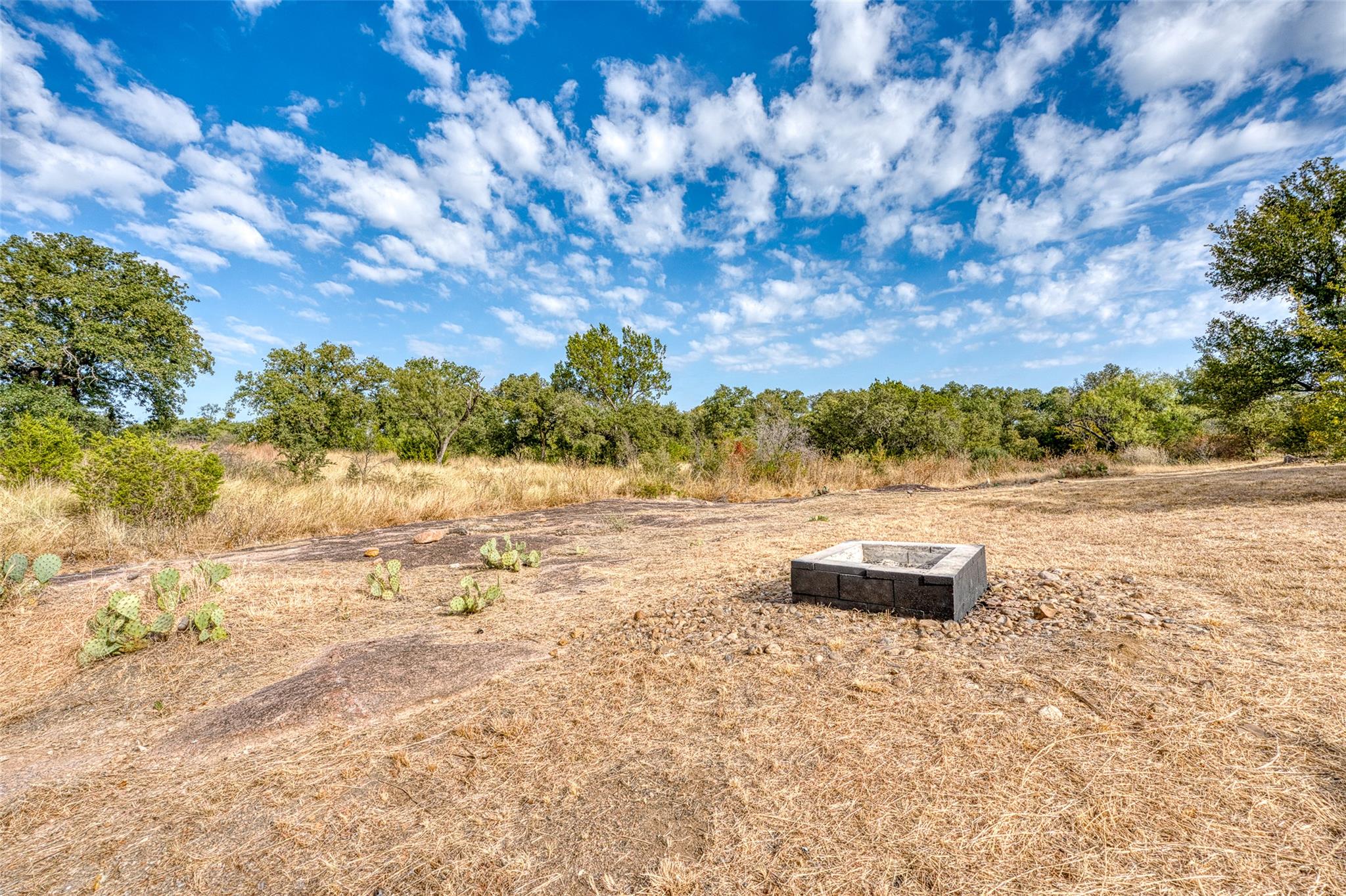 105 Keystone Rdg, Buchanan Dam, TX 78609