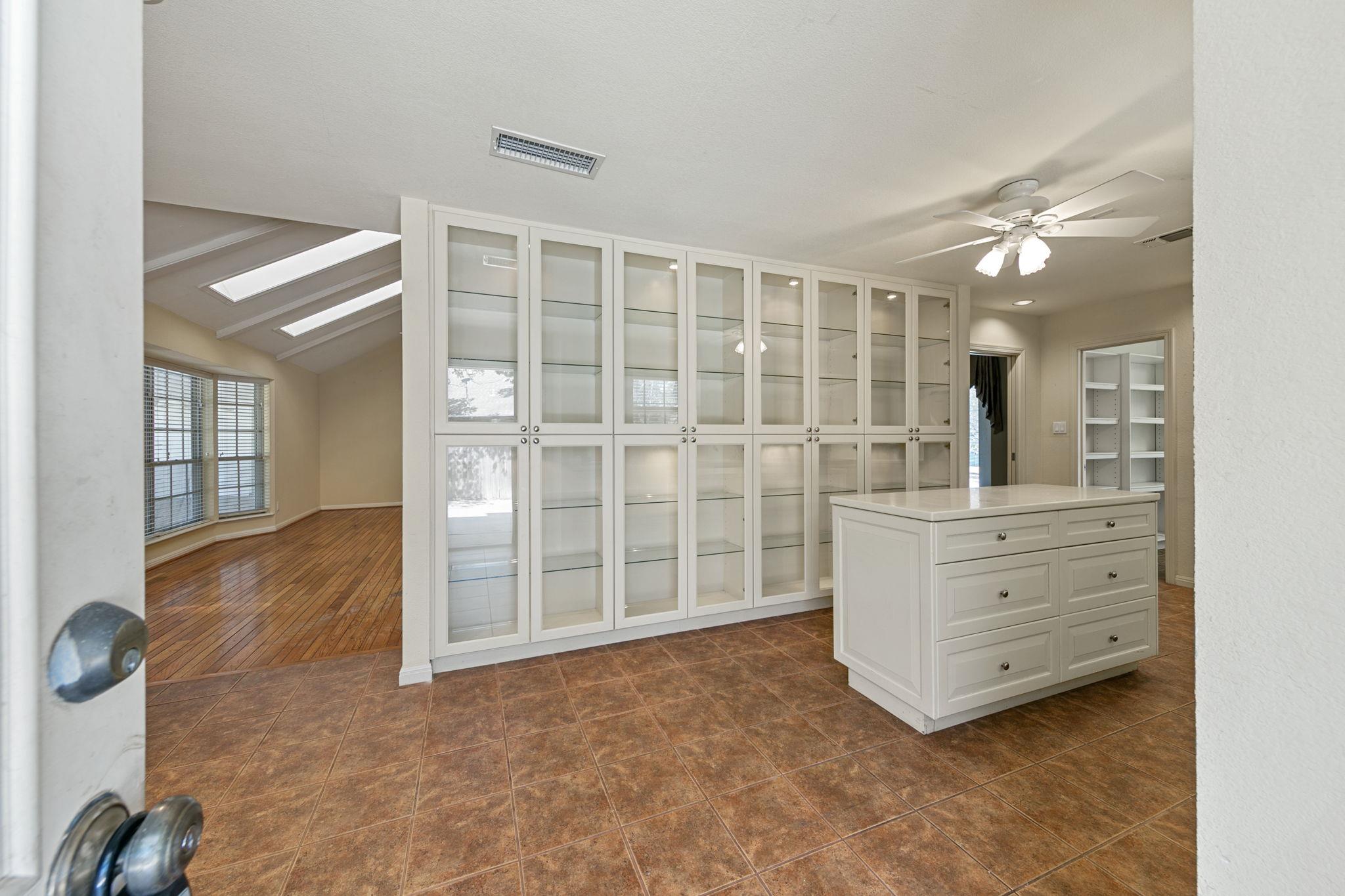 7403 W Rim Dr, Austin, TX 78731