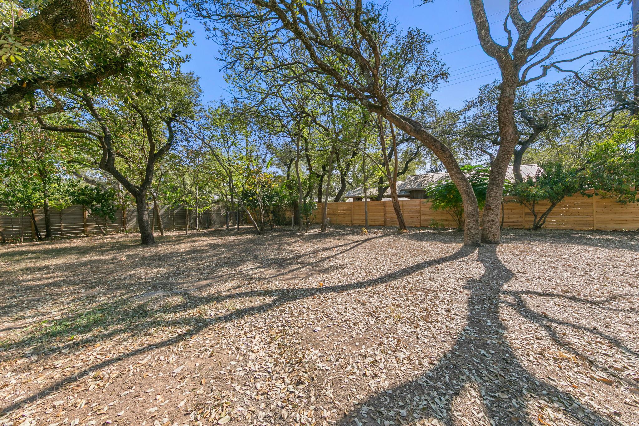 7403 W Rim Dr, Austin, TX 78731