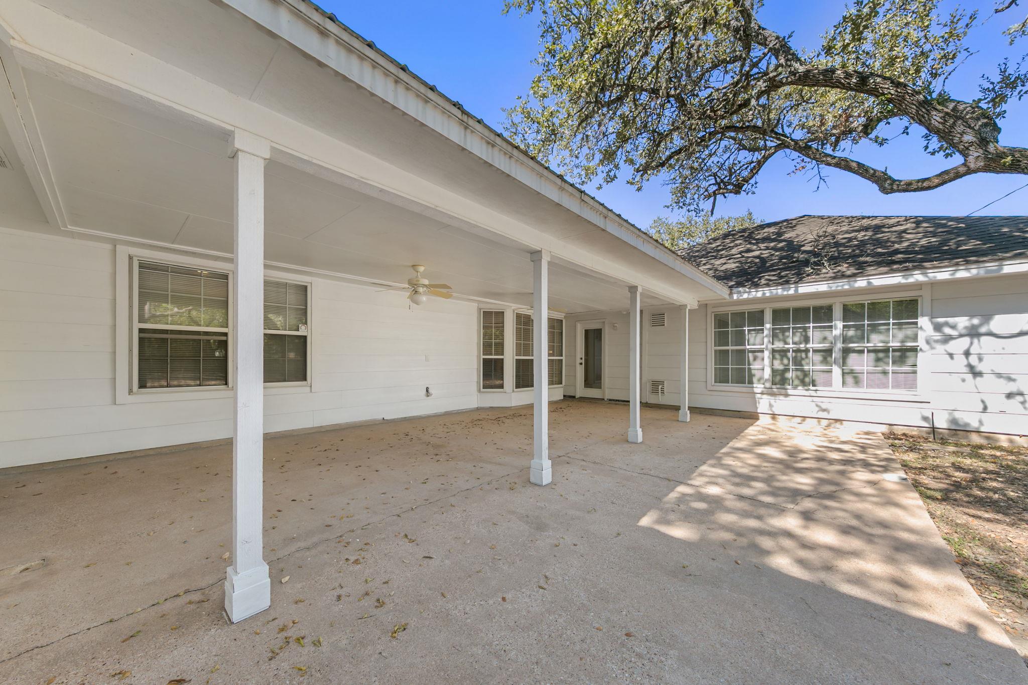 7403 W Rim Dr, Austin, TX 78731