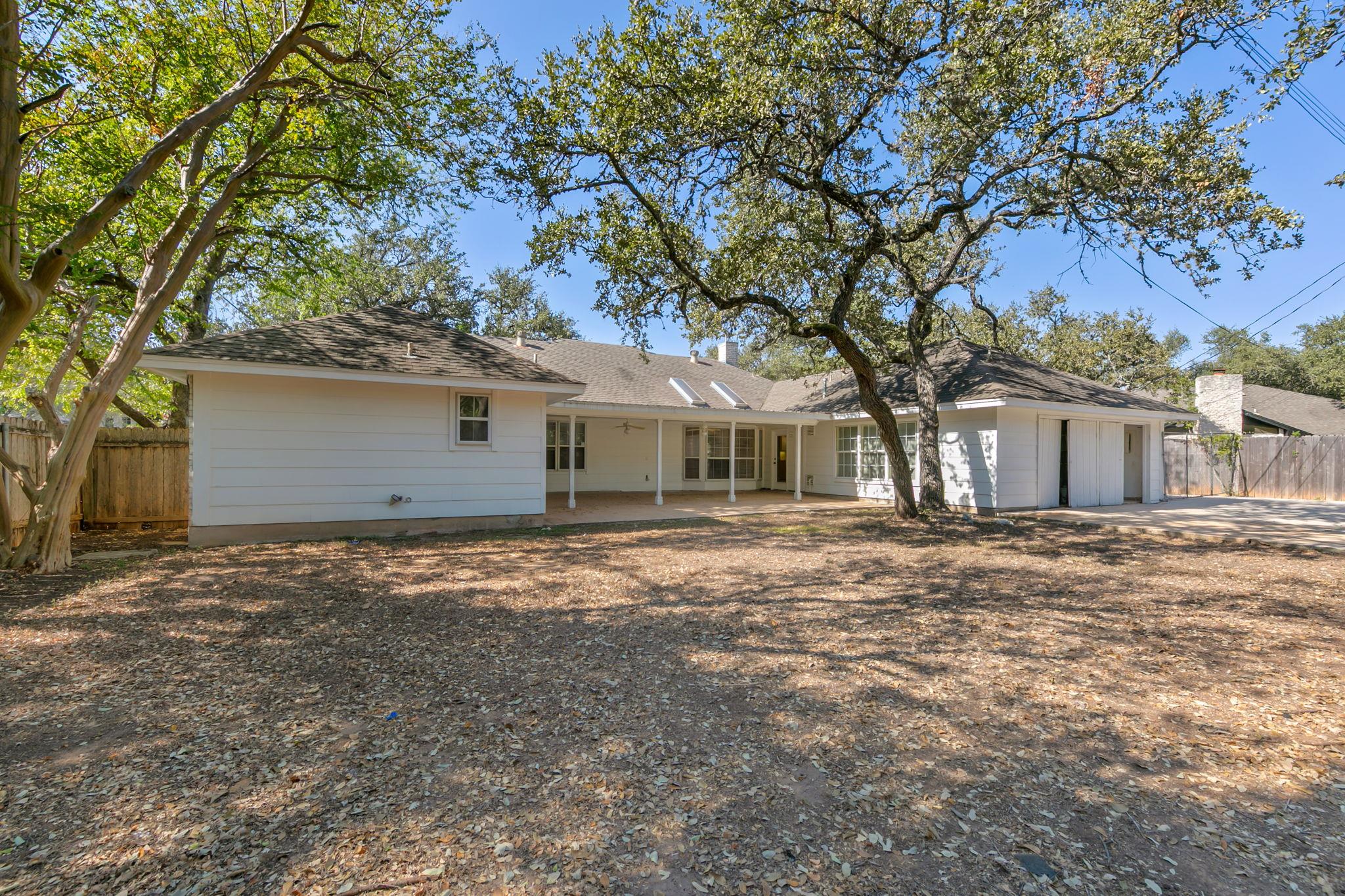 7403 W Rim Dr, Austin, TX 78731