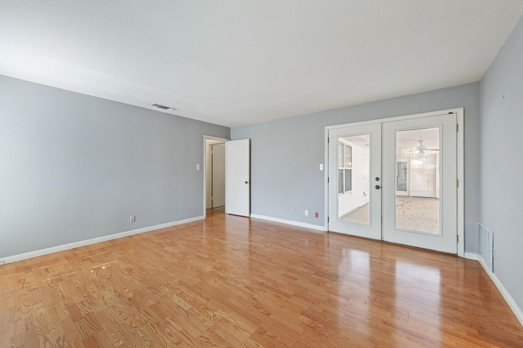 7403 W Rim Dr, Austin, TX 78731