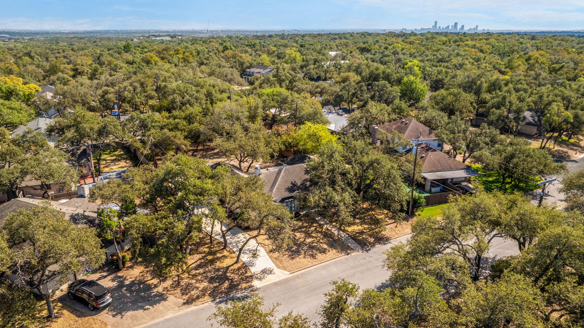 7403 W Rim Dr, Austin, TX 78731