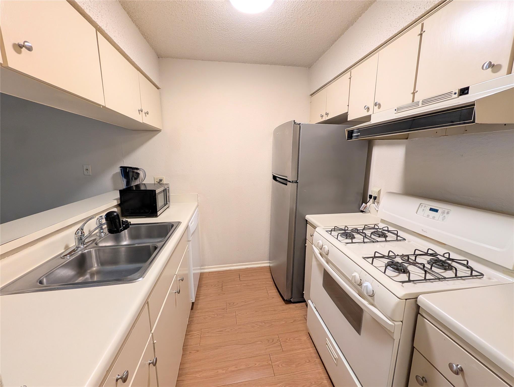 7801 Shoal Creek Blvd # 147, Austin, TX 78757