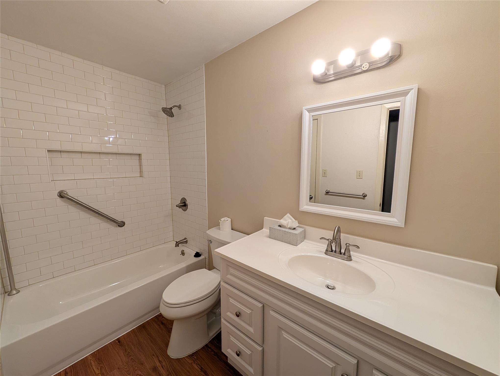 7801 Shoal Creek Blvd # 147, Austin, TX 78757