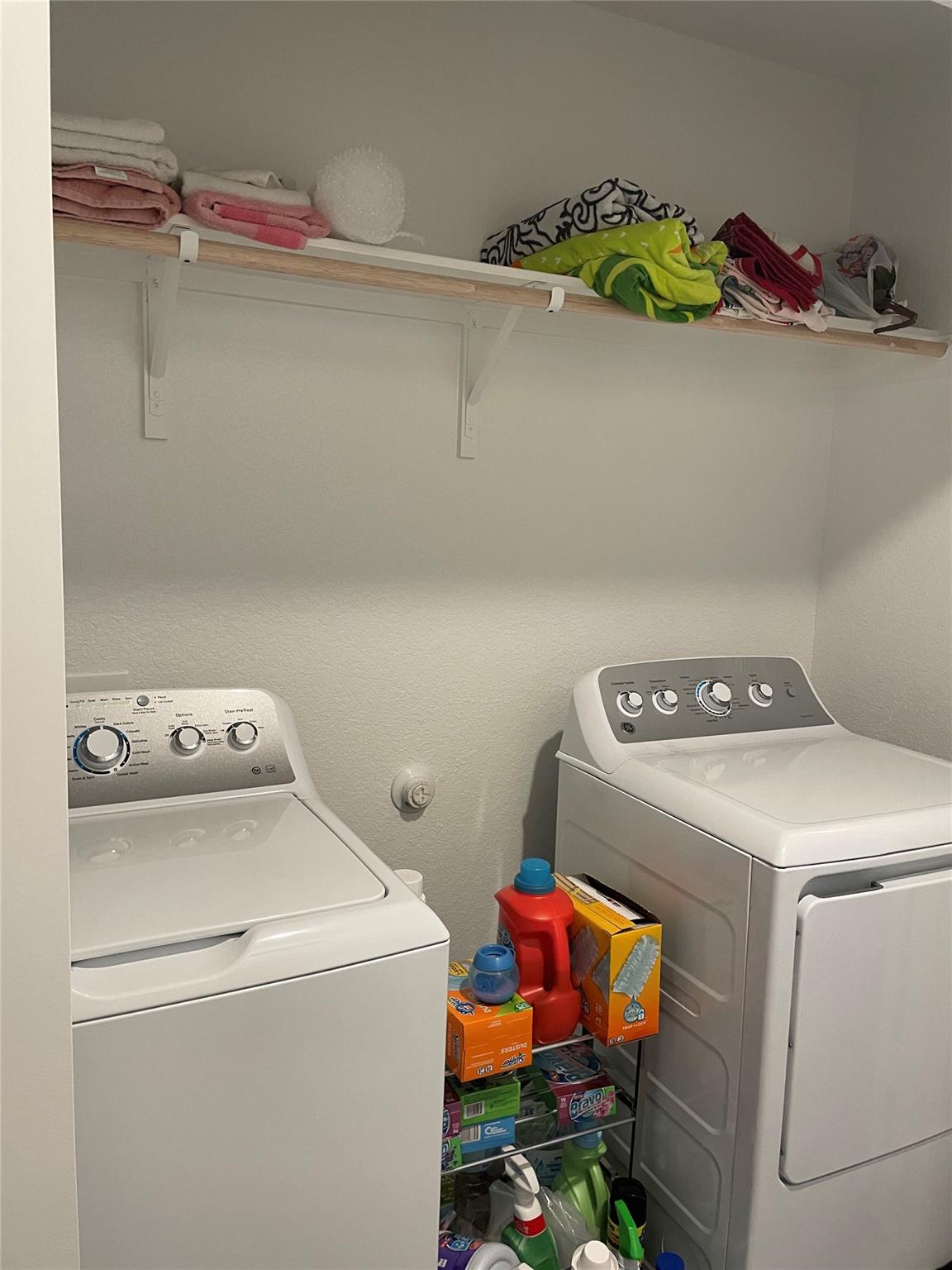 580 Rancho Del Cielo Loop, Jarrell, TX 76537