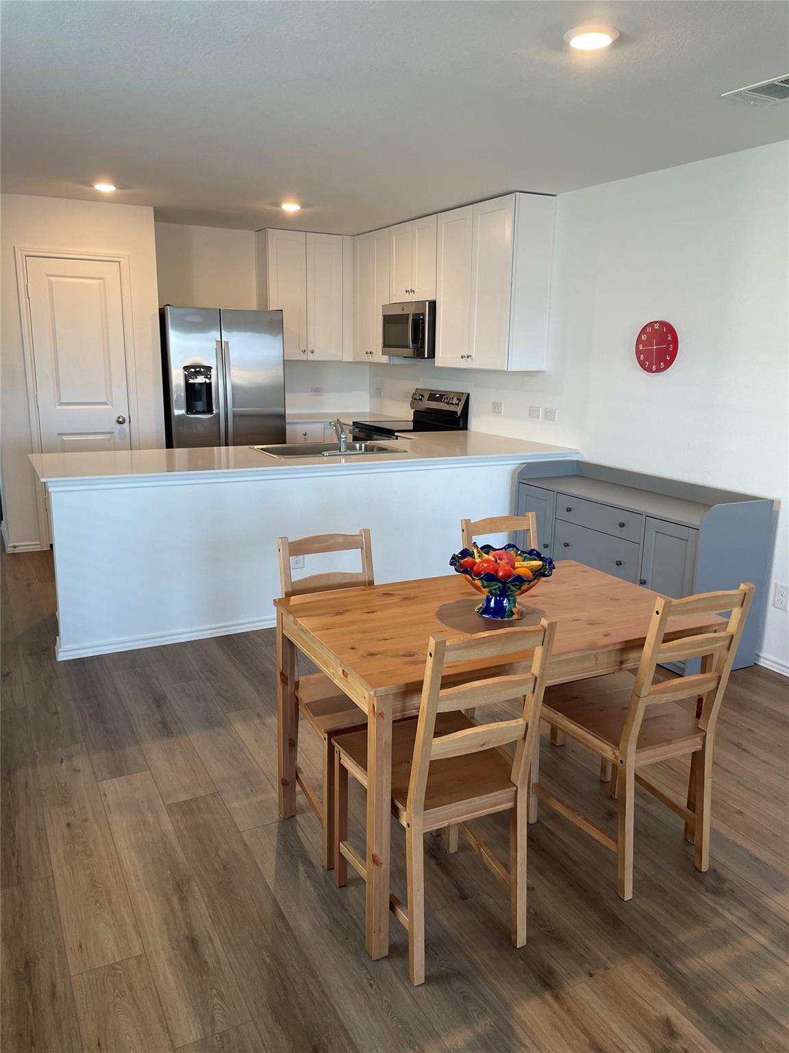 580 Rancho Del Cielo Loop, Jarrell, TX 76537