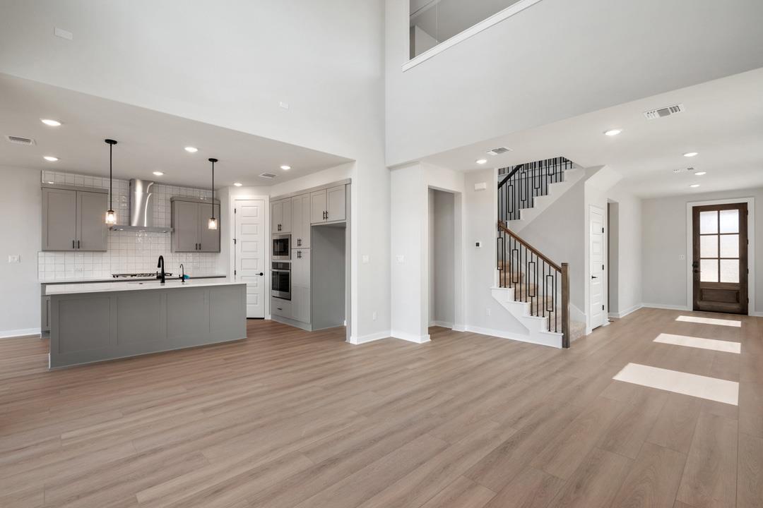 118 Granit Oak Drive, Dripping Springs, TX 78620