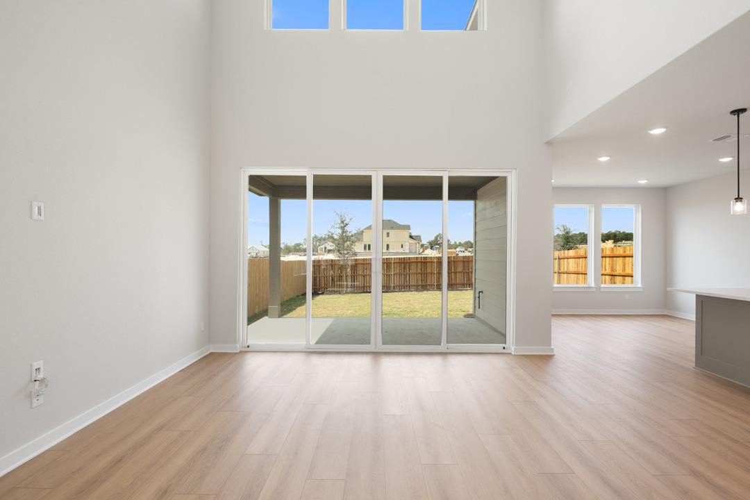 118 Granit Oak Drive, Dripping Springs, TX 78620