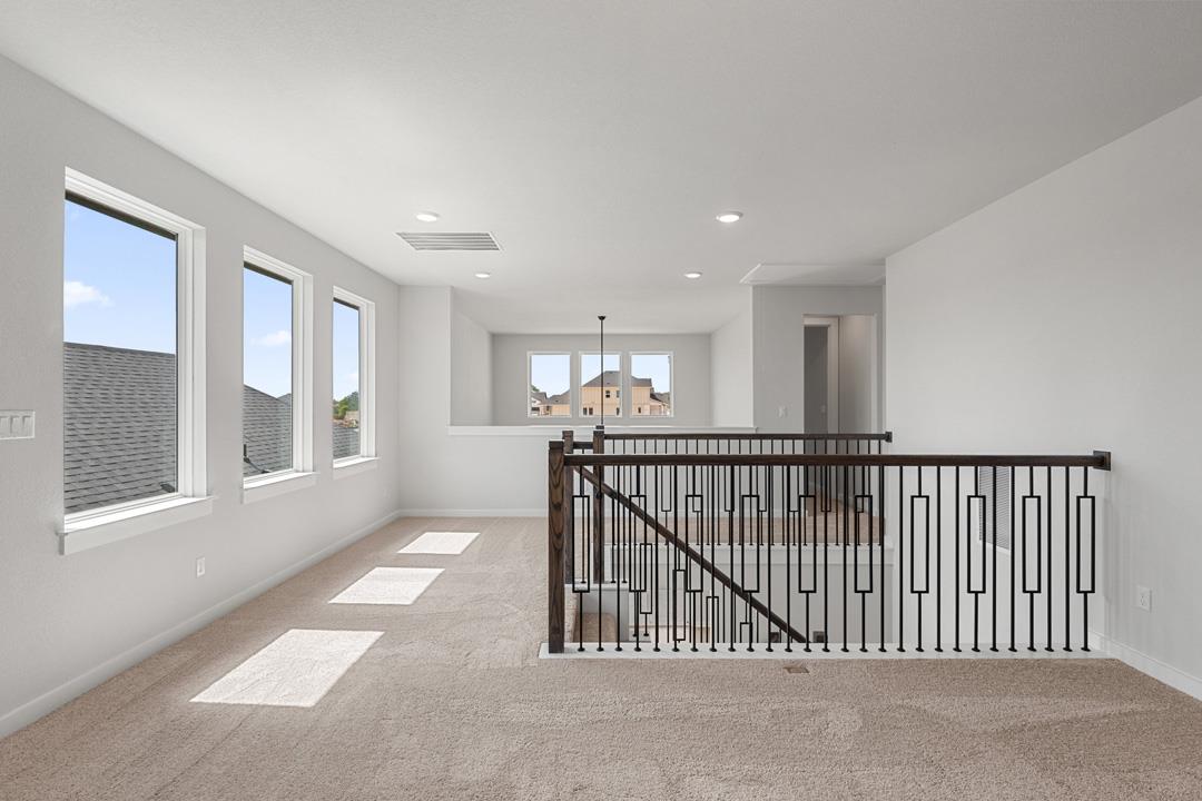 118 Granit Oak Drive, Dripping Springs, TX 78620