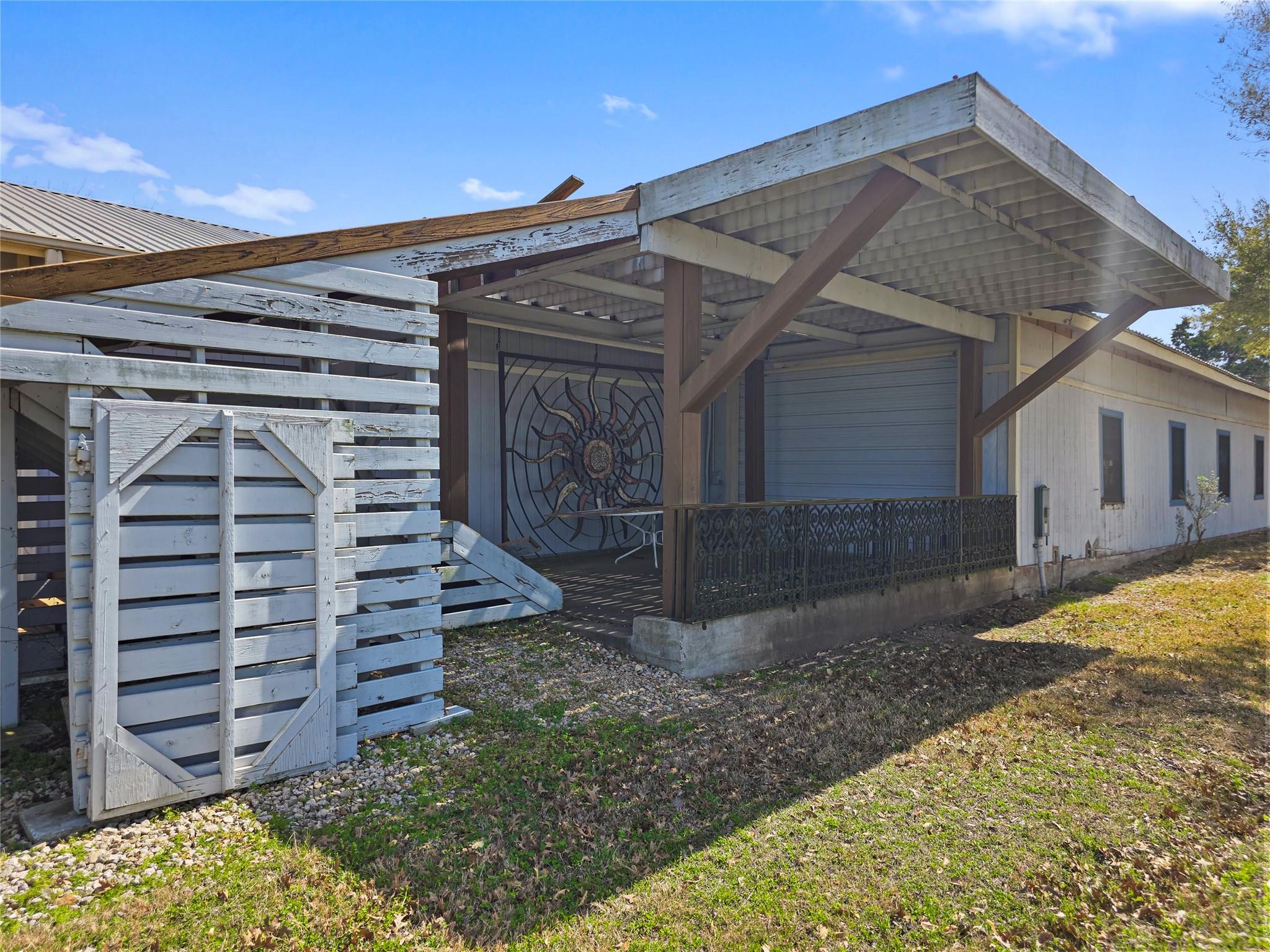 8819 Saddle Cir, Buda, TX 78610