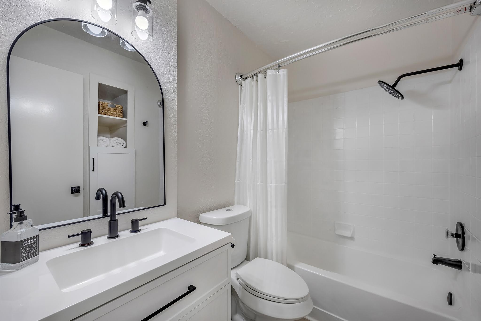 2104 Andover Dr, Round Rock, TX 78664