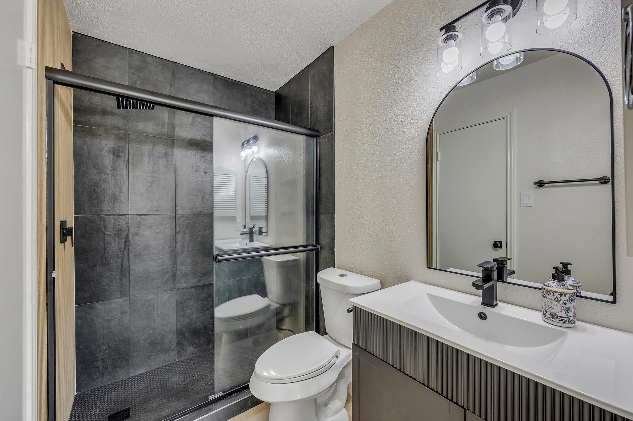 2104 Andover Dr, Round Rock, TX 78664