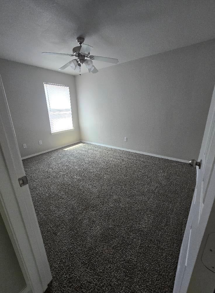 231 Winter St, Kyle, TX 78640