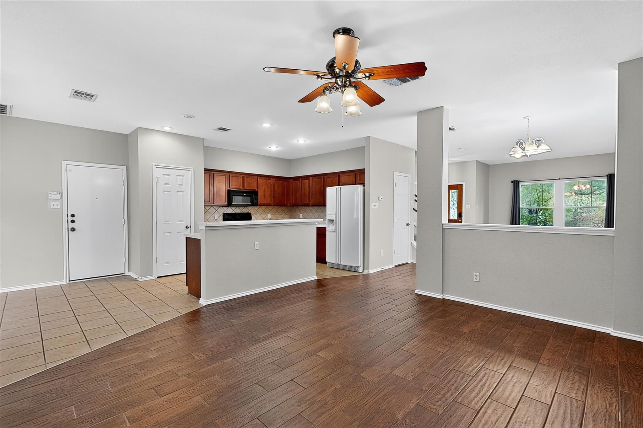 319 Bandstand Ln, Cedar Park, TX 78613