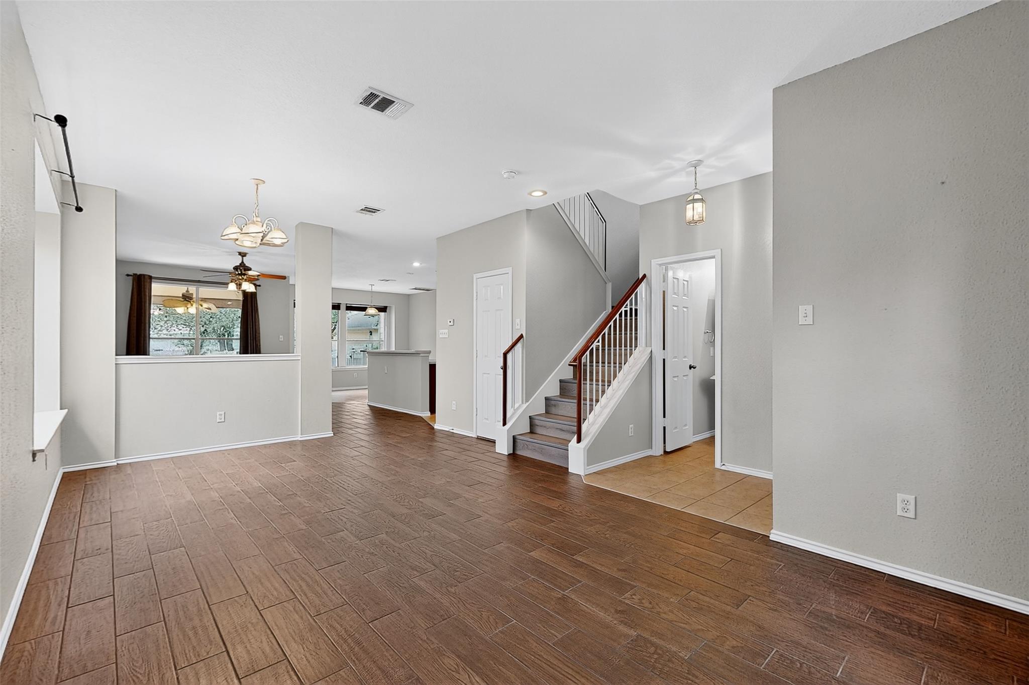 319 Bandstand Ln, Cedar Park, TX 78613