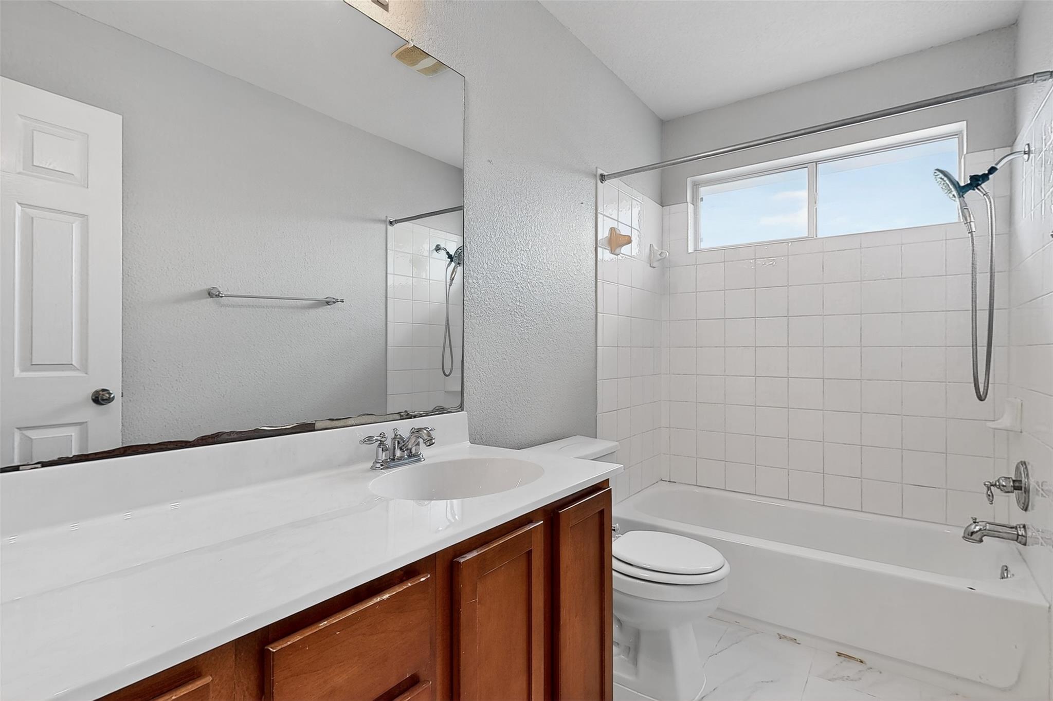 319 Bandstand Ln, Cedar Park, TX 78613