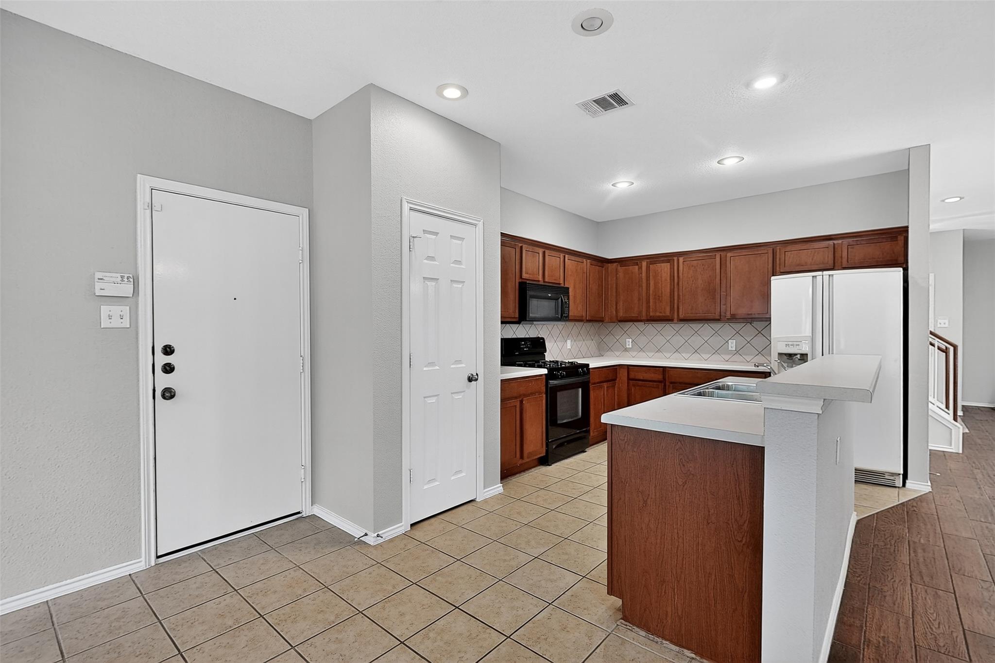 319 Bandstand Ln, Cedar Park, TX 78613