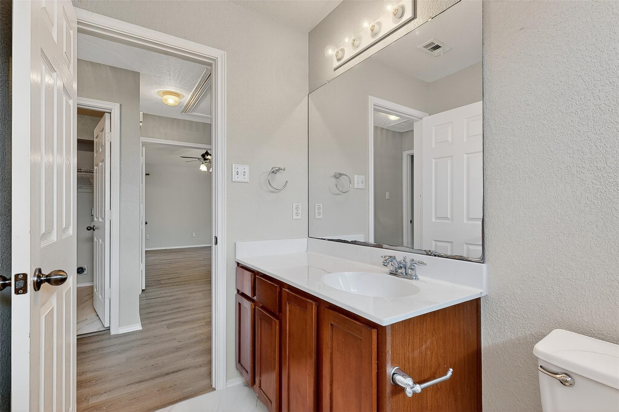 319 Bandstand Ln, Cedar Park, TX 78613