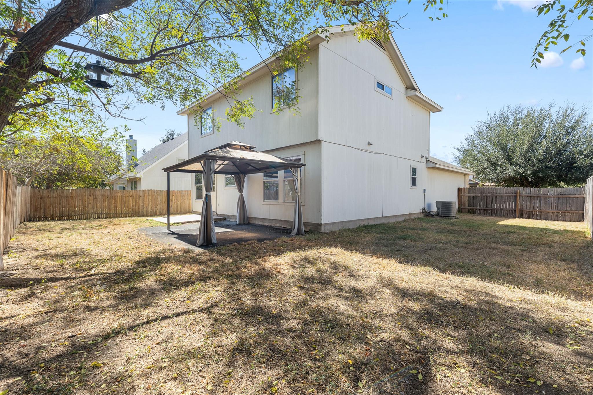 102 Orange Tree Ln, Georgetown, TX 78626