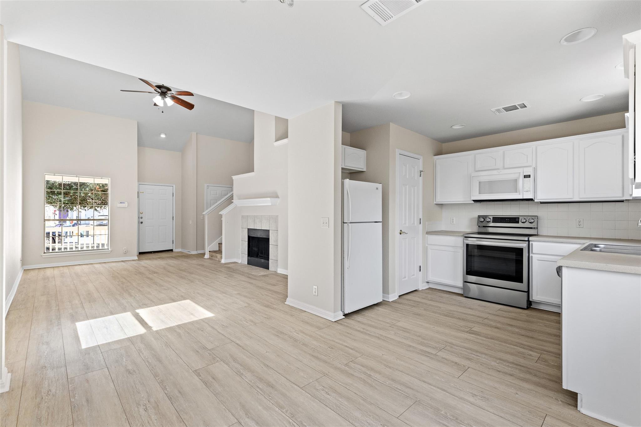 102 Orange Tree Ln, Georgetown, TX 78626