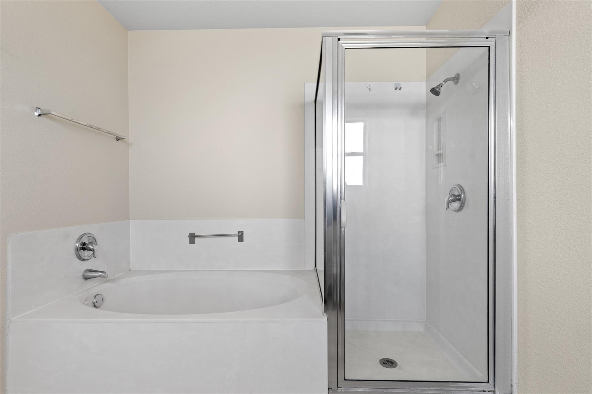 102 Orange Tree Ln, Georgetown, TX 78626