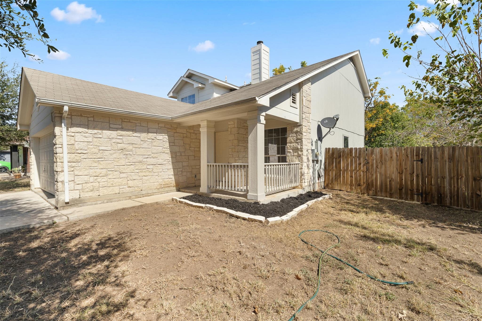 102 Orange Tree Ln, Georgetown, TX 78626