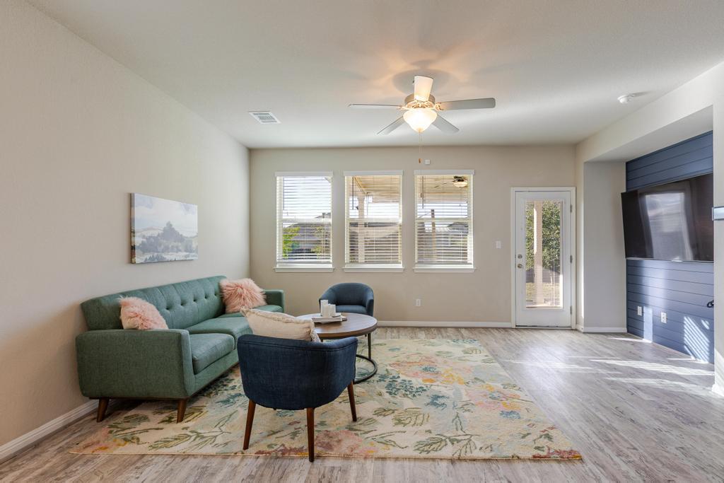 19004 Quebrada Dr, Pflugerville, TX 78660