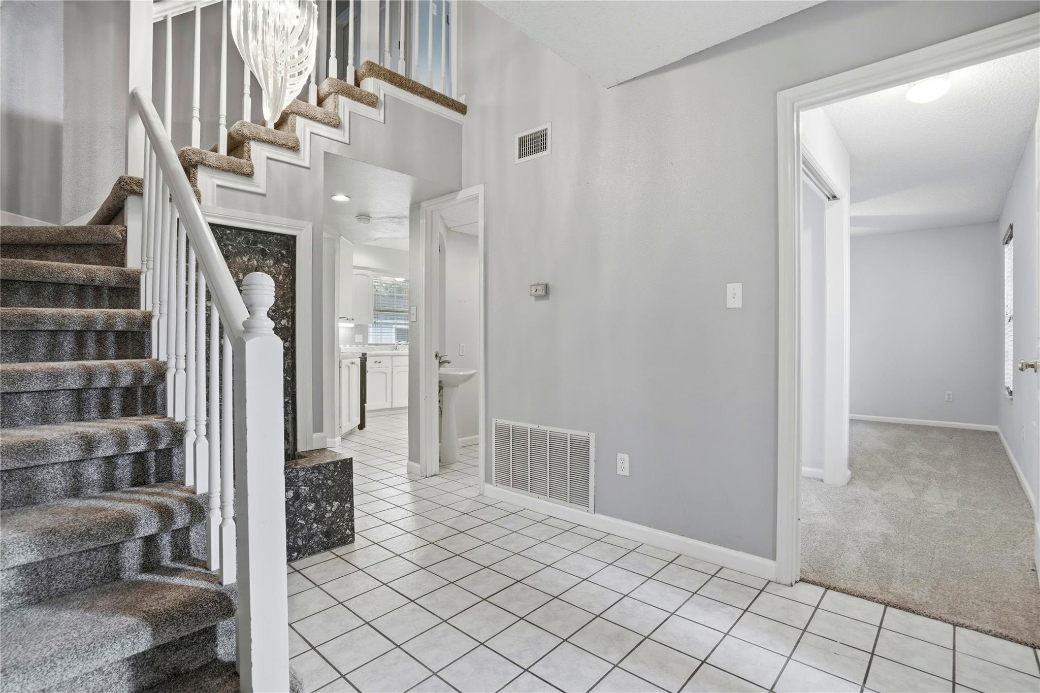 1201 Burkett Cir, Cameron, TX 76520