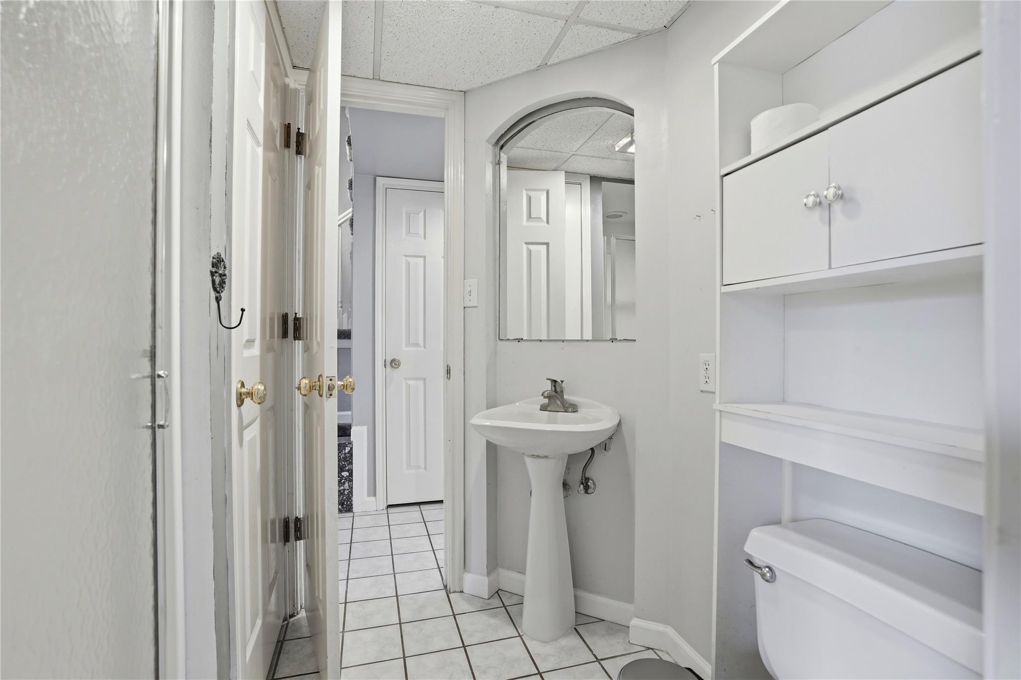 1201 Burkett Cir, Cameron, TX 76520