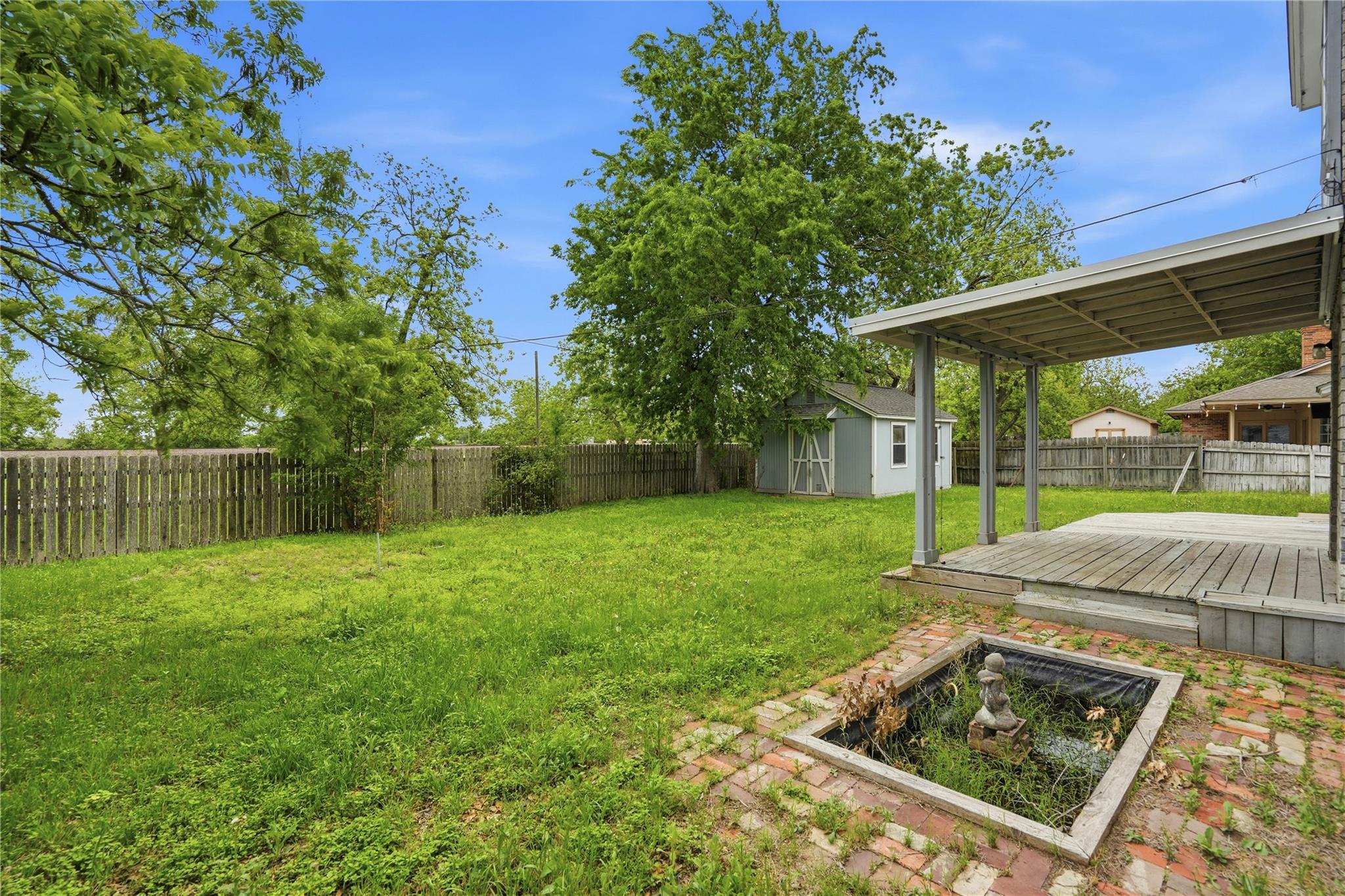 1201 Burkett Cir, Cameron, TX 76520