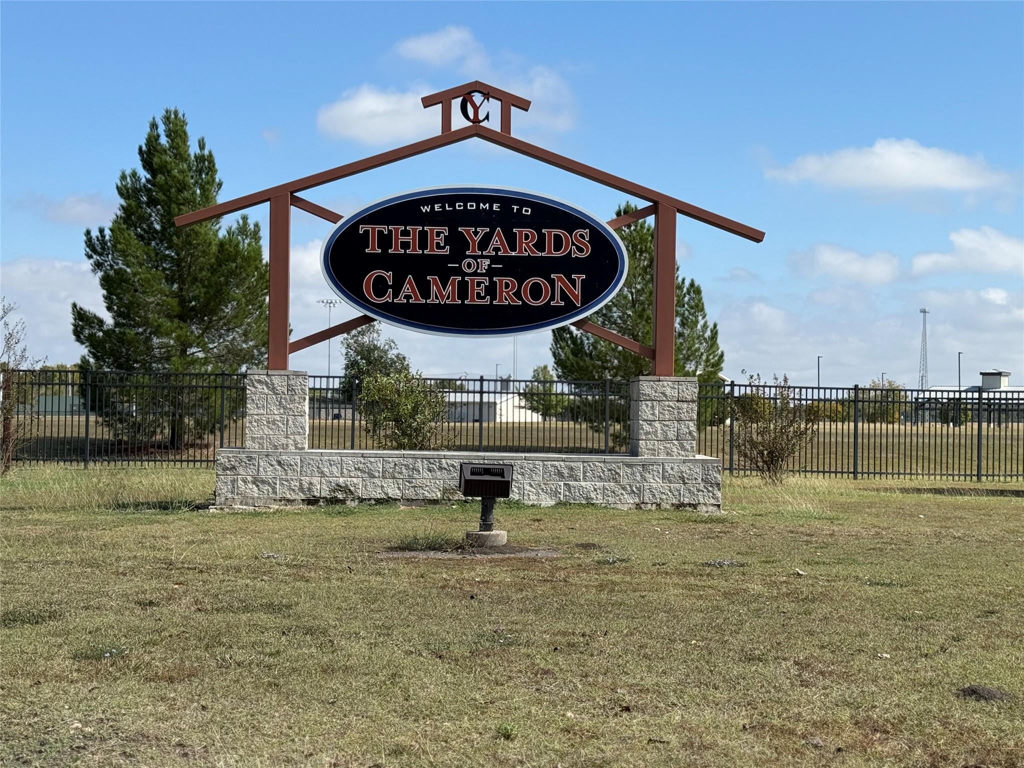 1201 Burkett Cir, Cameron, TX 76520