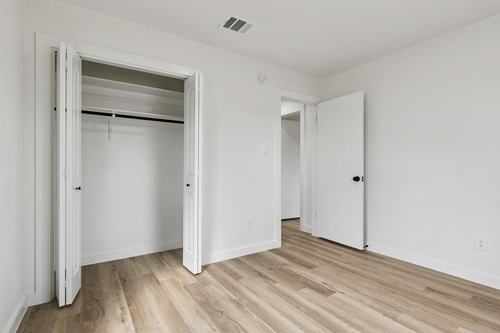 3912 Hillside Dr, Round Rock, TX 78681