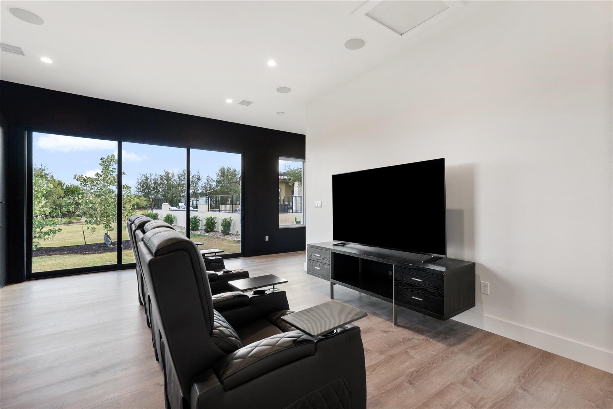 8701 Bellancia Dr, Austin, TX 78738