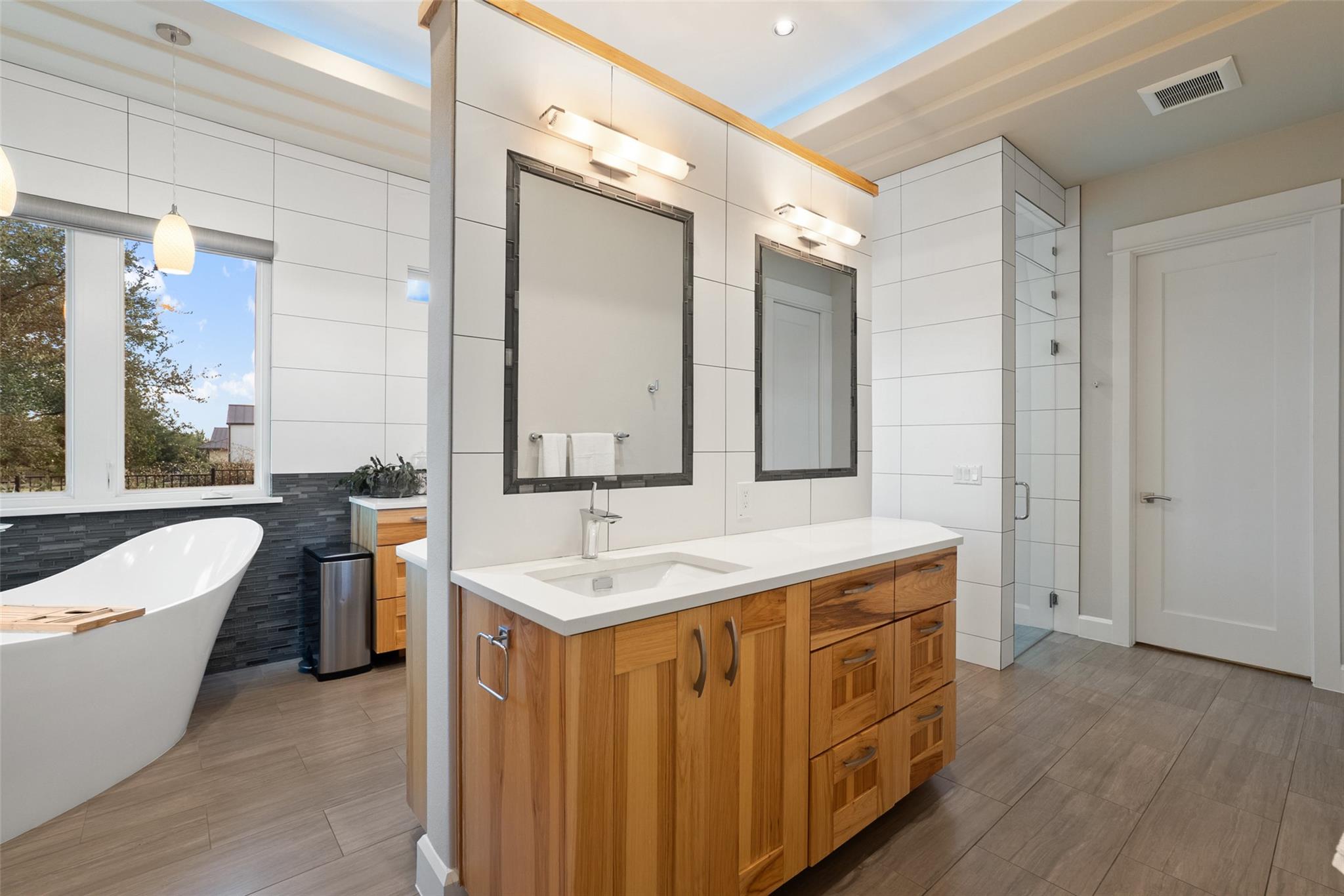 8701 Bellancia Dr, Austin, TX 78738