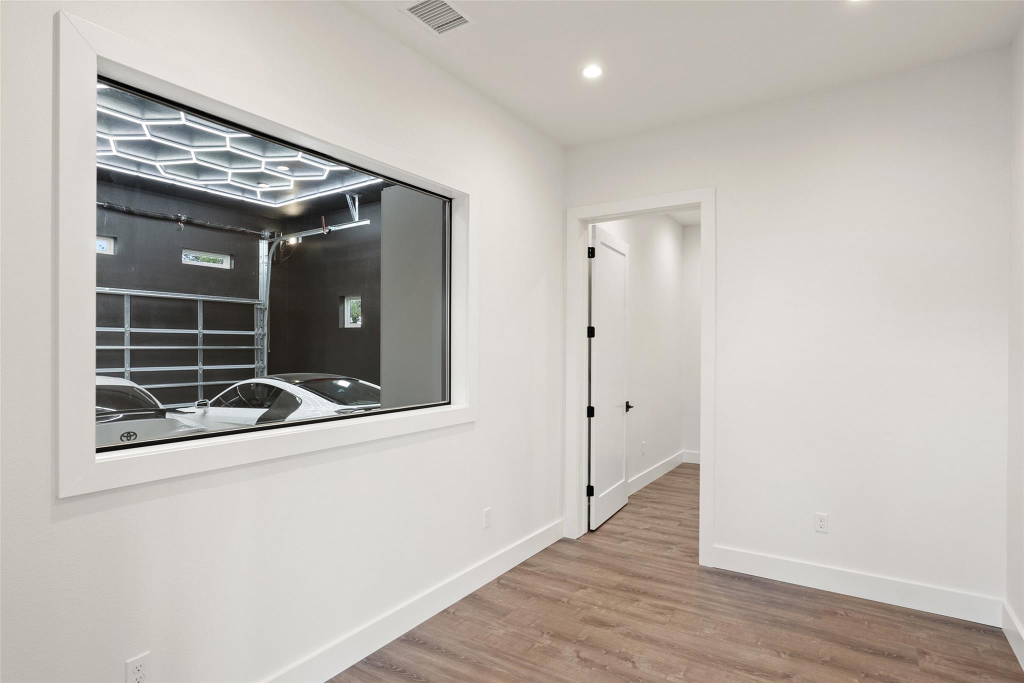 8701 Bellancia Dr, Austin, TX 78738