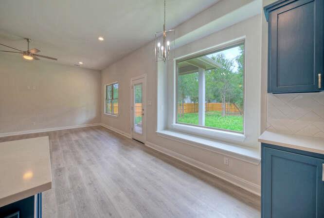 126 E Pauwela Ln, Bastrop, TX 78602