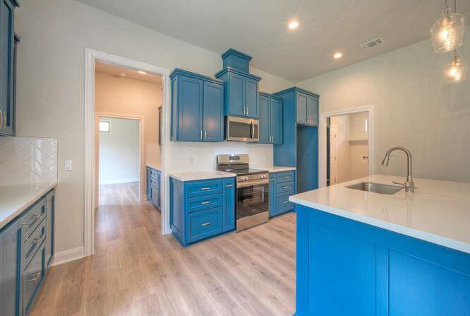 126 E Pauwela Ln, Bastrop, TX 78602