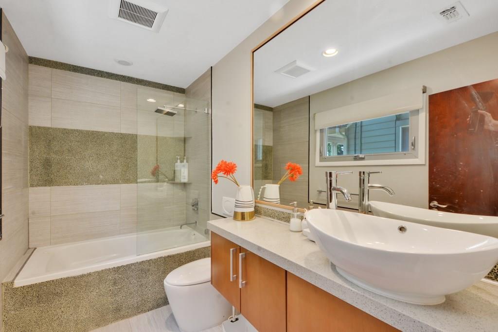 2410 Bryan St, Austin, TX 78702