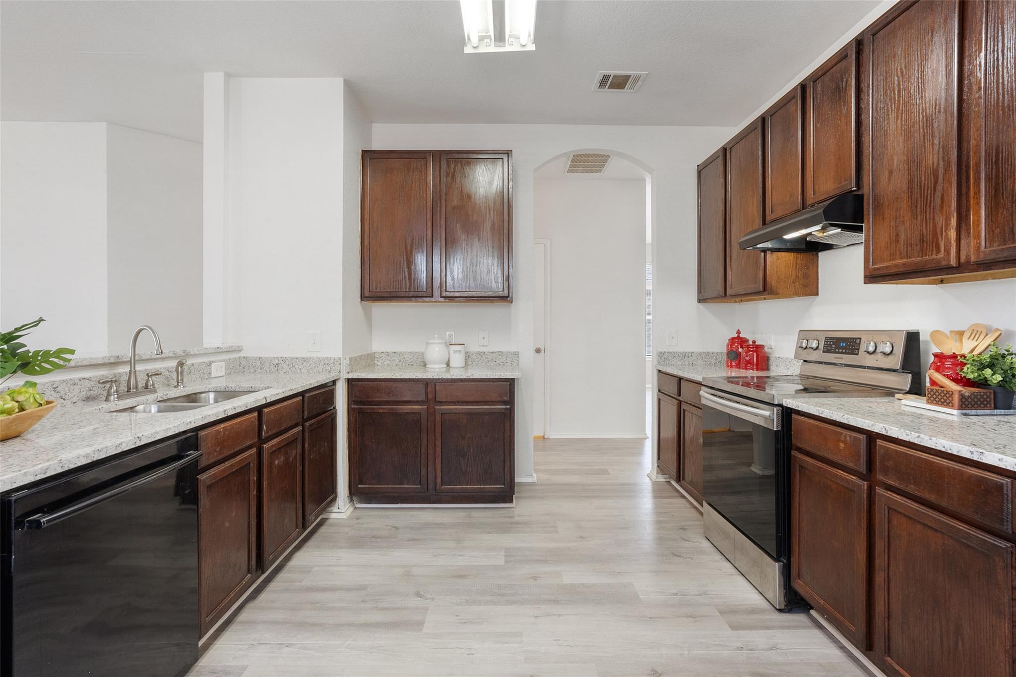 11853 Gaelic Dr, Austin, TX 78754