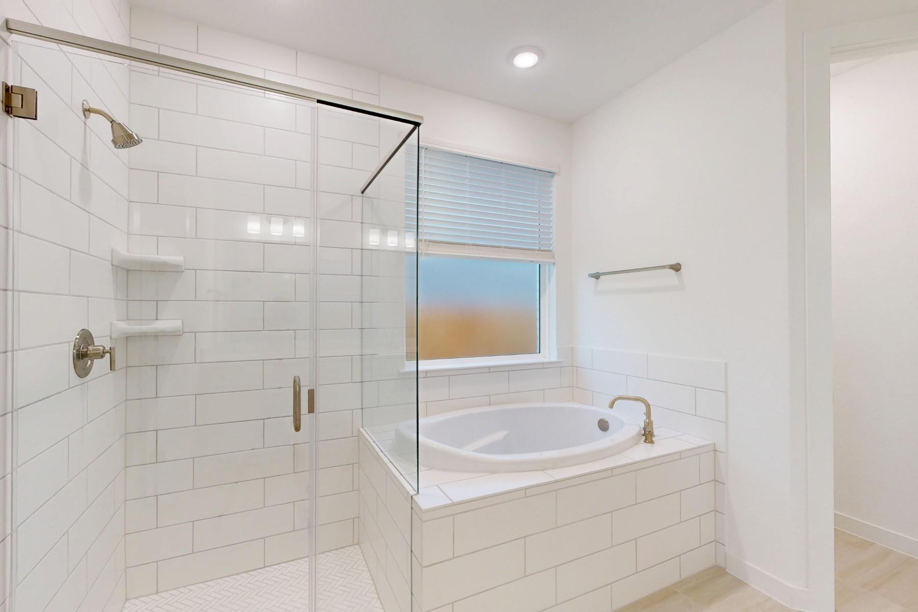 2008 Lolo Ln, Leander, TX 78641