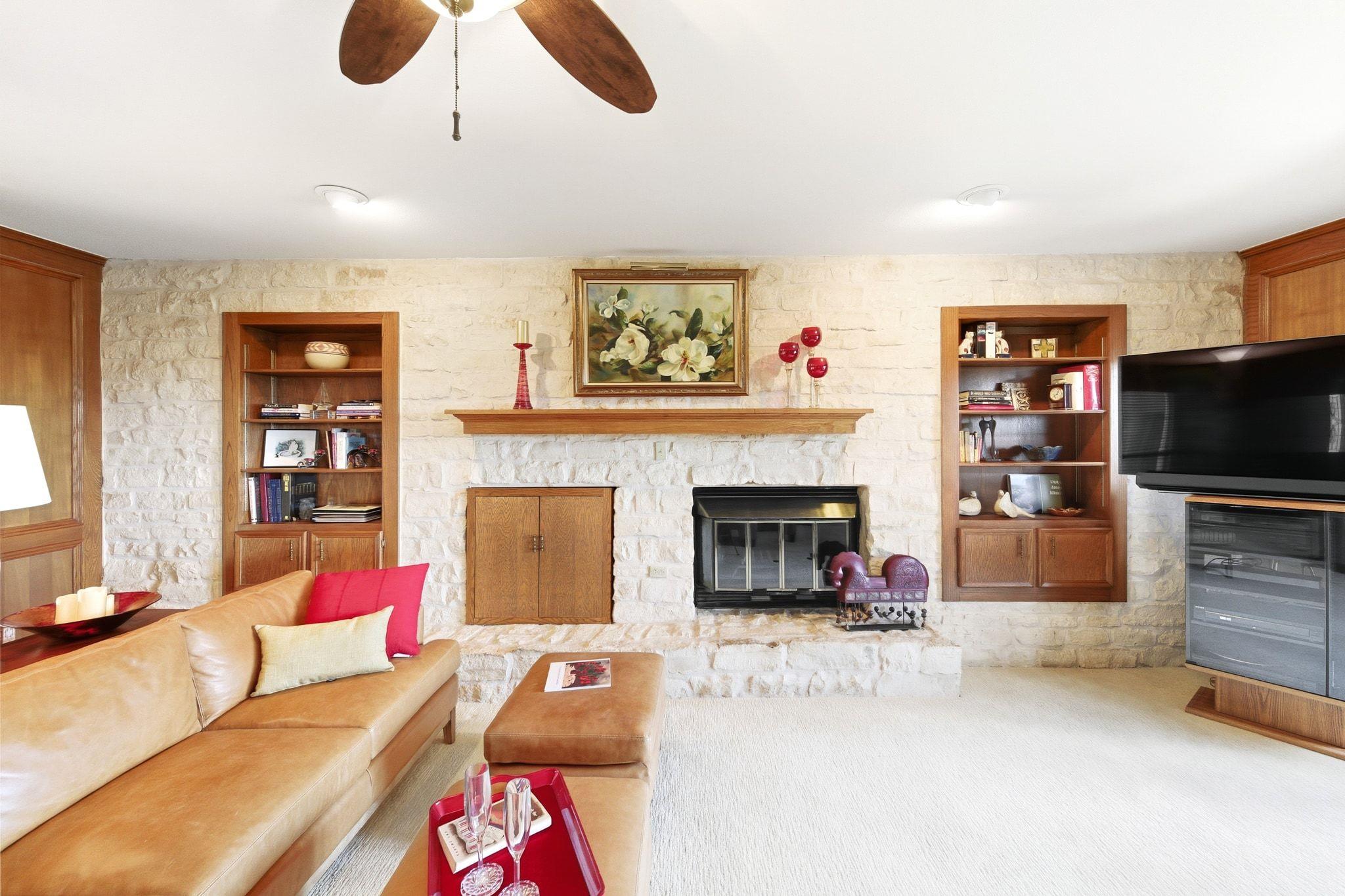 1417 Bay Hill Dr, Austin, TX 78746