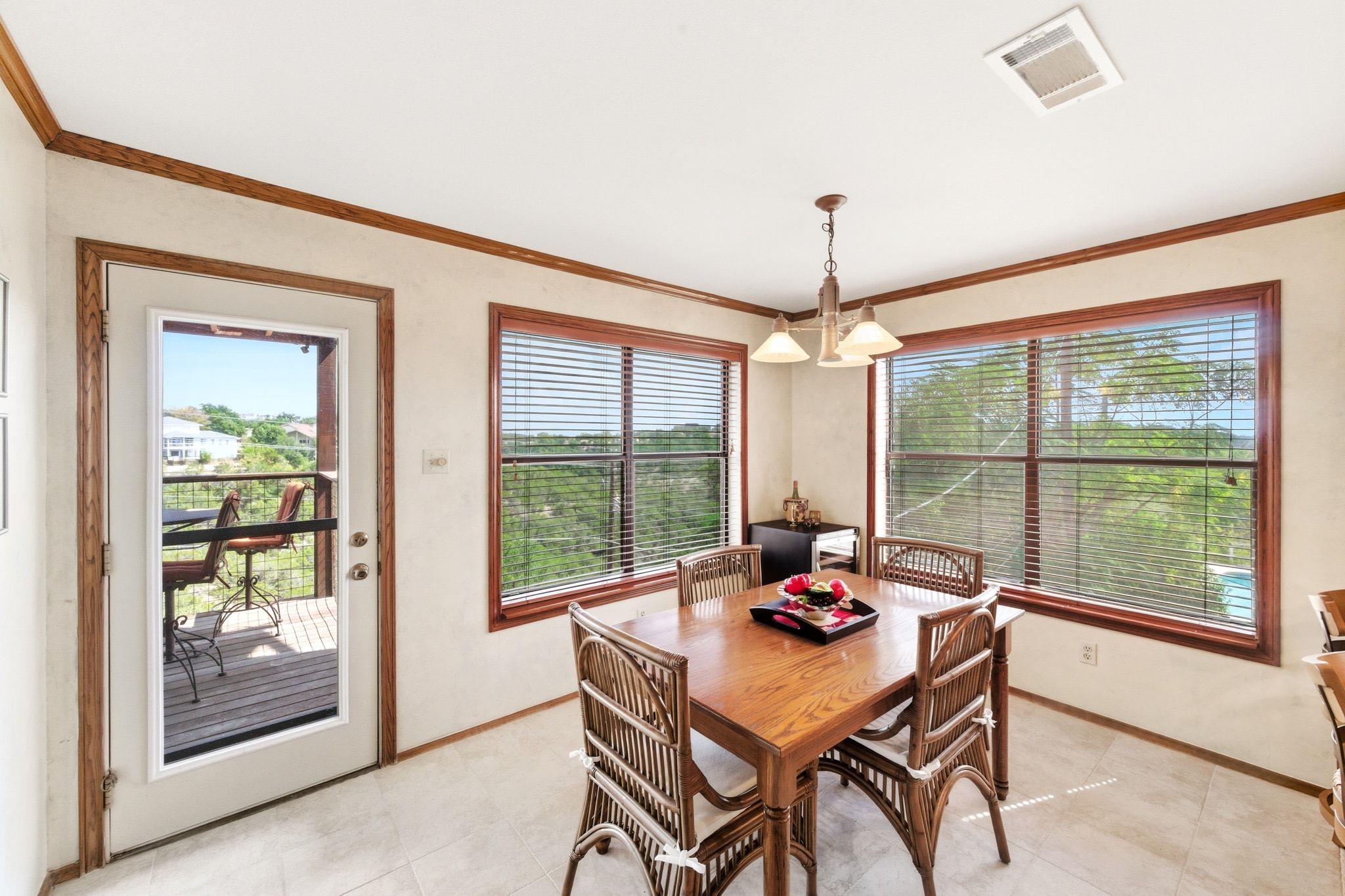 1417 Bay Hill Dr, Austin, TX 78746