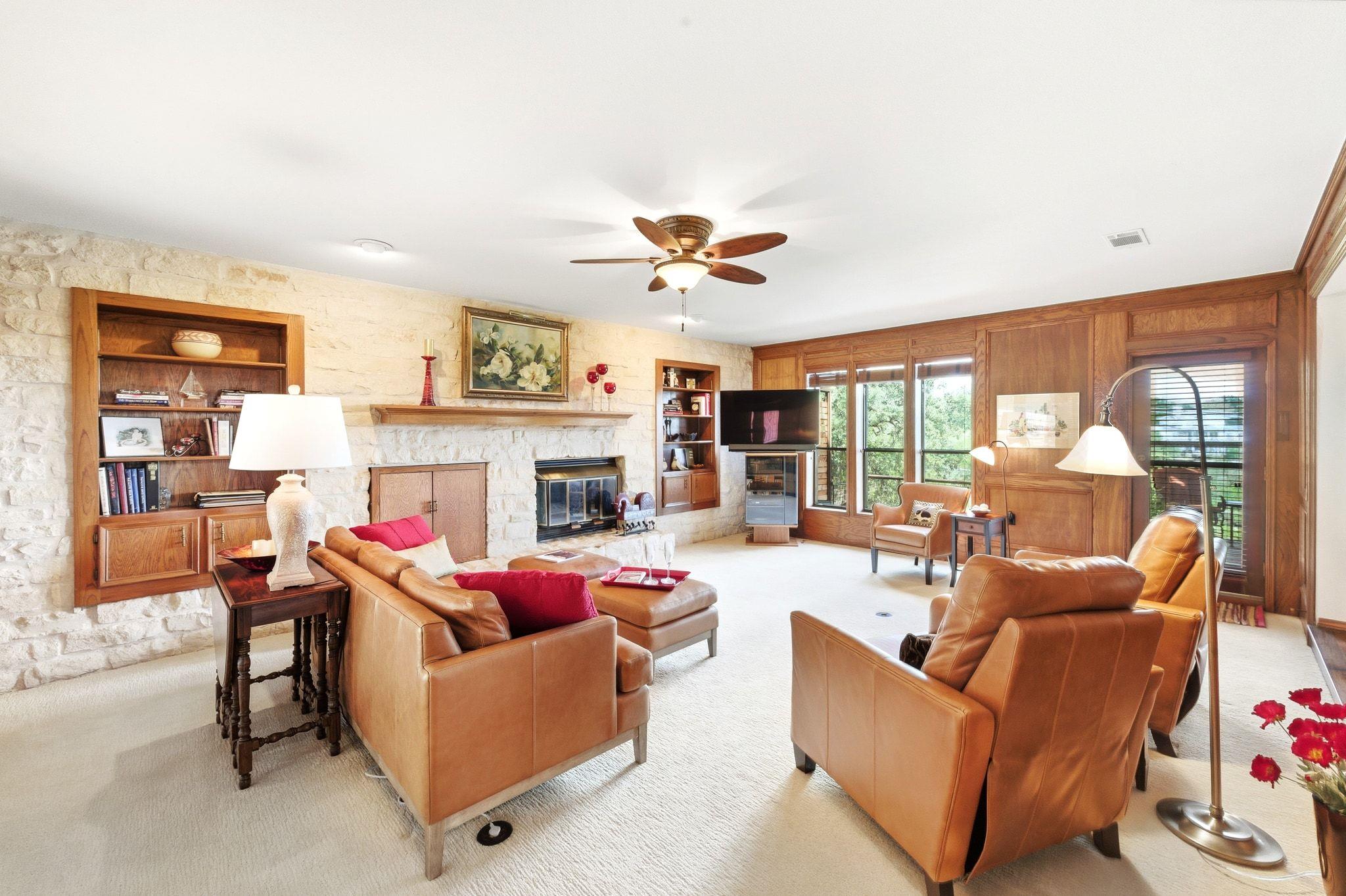 1417 Bay Hill Dr, Austin, TX 78746