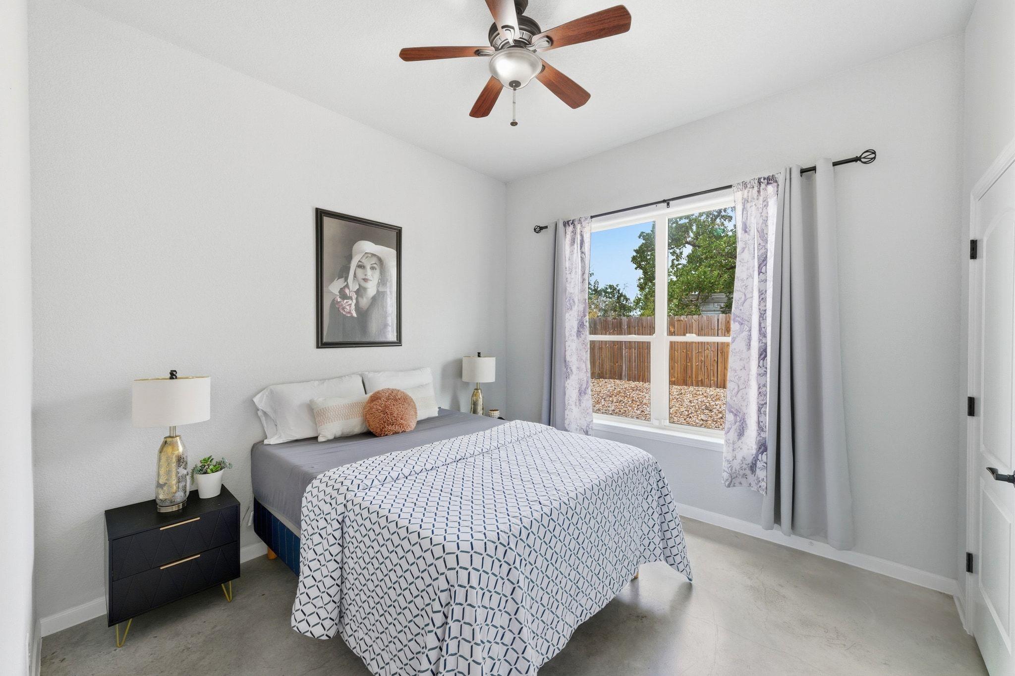 133 & 135 E Keanahalululu Ln, Bastrop, TX 78602