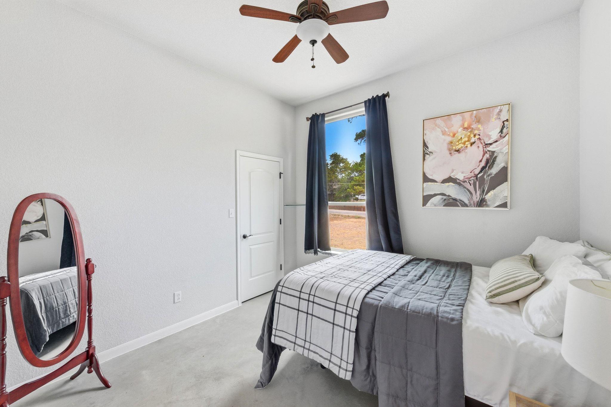 133 & 135 E Keanahalululu Ln, Bastrop, TX 78602